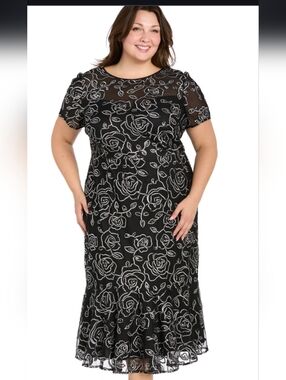 R&M Richards Black Silver Embroidered Floral Gown Dress Flared Skirt Plus Sz 18